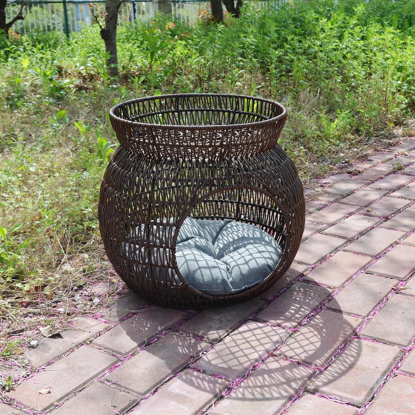 Customized Woven Dog Cave Bed Woven Dog Bed Handwoven Pet Nest
