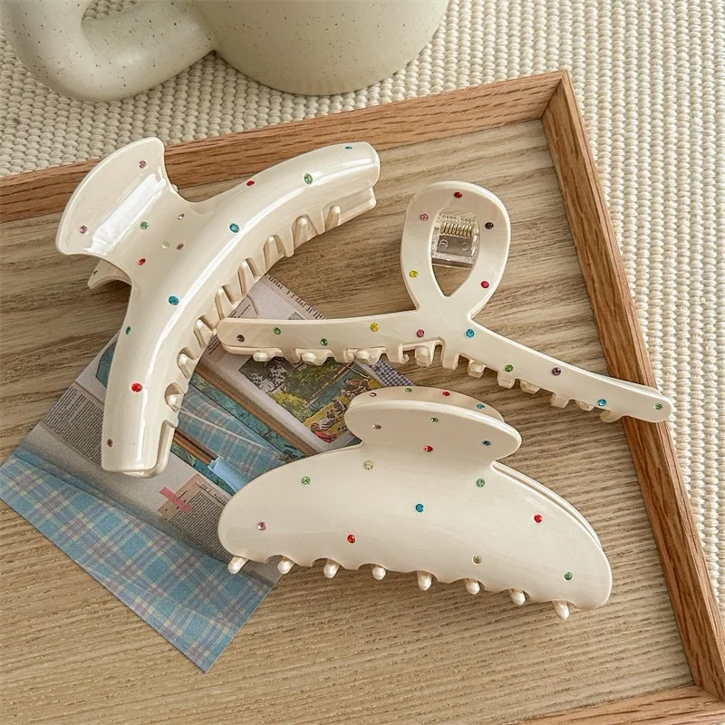 إكسسوارات شعر بمشبك ماسي بلون كريمي للنساء #3