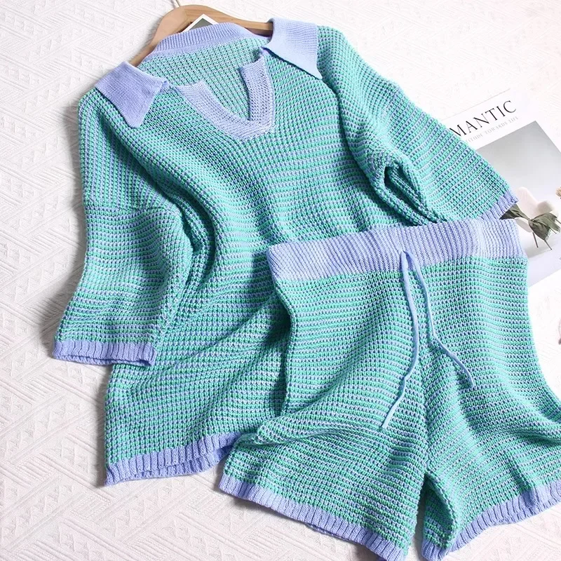 

Casual Fashion Loose Short-sleeved Knitted Tops Drawstring Shorts Contrast Color Striped Knitted Two-piece Set for Women