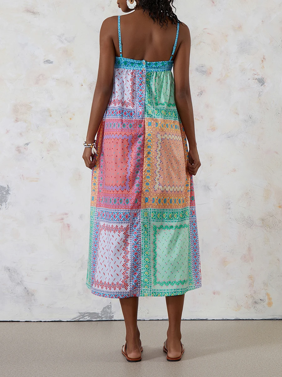 ชุดเดรสยาวโบฮีเมียนของผู้หญิงฤดูร้อนแขนกุดสายสปาเก็ตตี้ขอบพิมพ์ชุดเดรสชายหาด Flowy