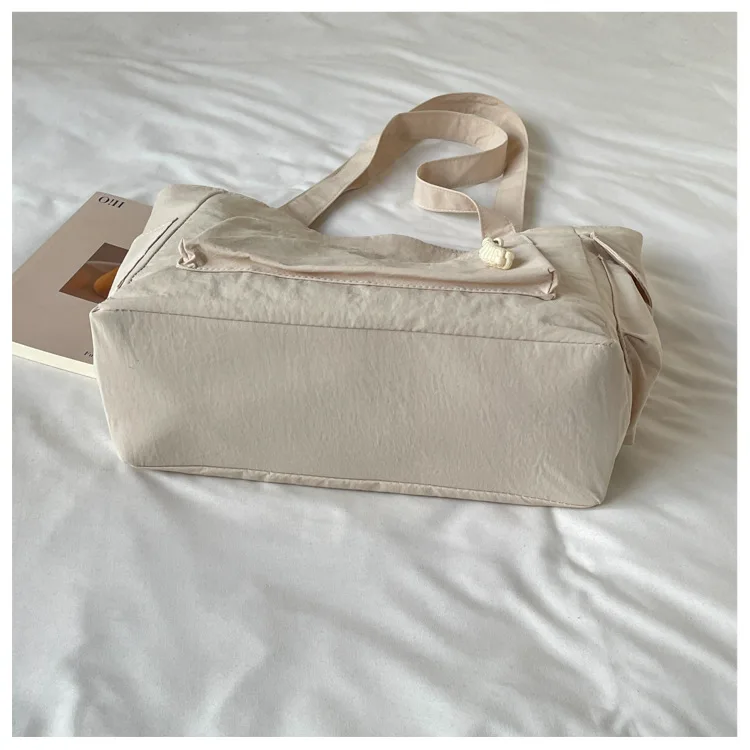 Neue modische Nylon-Schultertasche, große Kapazität, leichte, lässige Alltagstasche, Umhängetasche für Damen – Detail 14
