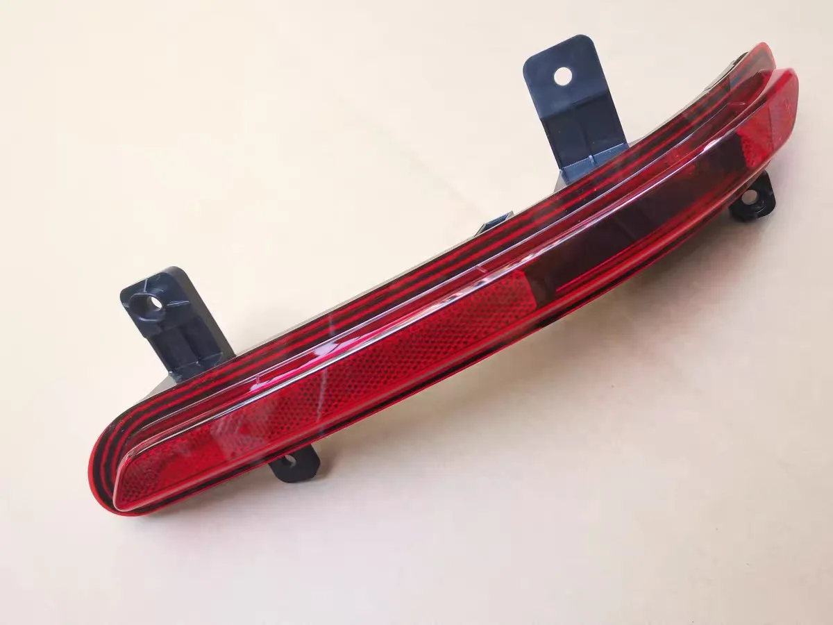 

Left Right Car Rear Bumper Brake Light Parking Warning Reflector Taillight Brake Reverse Lamp for Chery Tiggo 8 PLUS/Tiggo 8 PRO