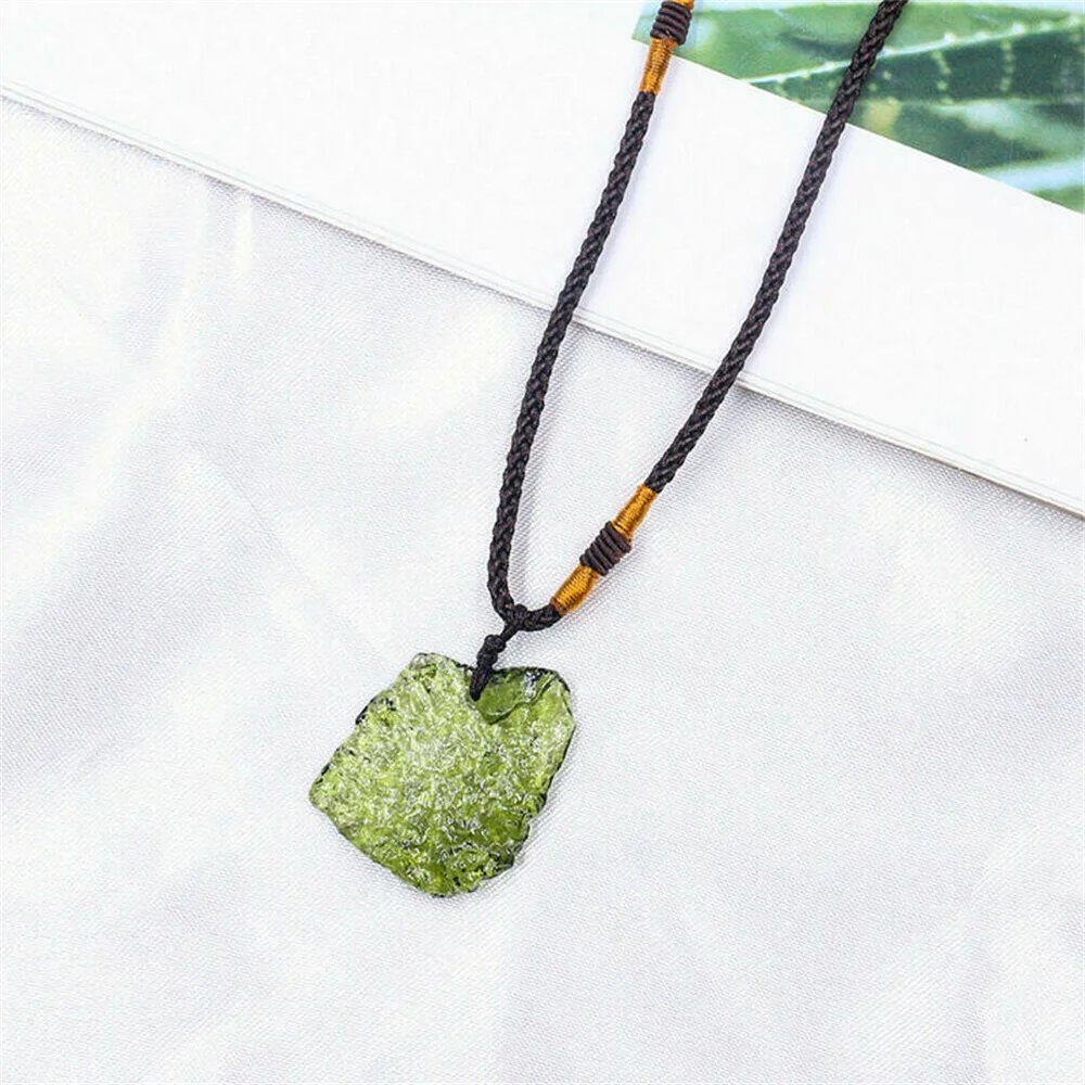 Natural Unique Green Meteorite Crystal Quartz Necklace  Pendant Healing Energy Unisex Necklace Sweater Chain Jewelry