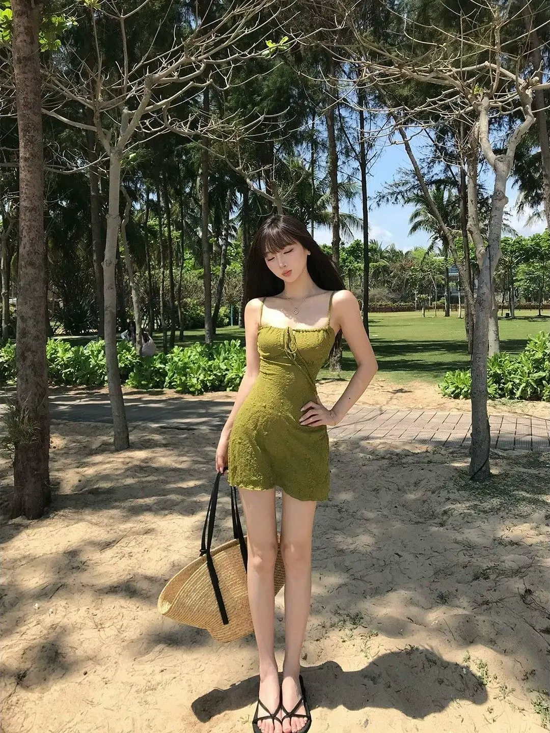 Retro Spicy Girl Vacation Style Hollow out Belted Strap Dress Women's Summer Slimming A-Line Skirt Bodycon Skirt 3