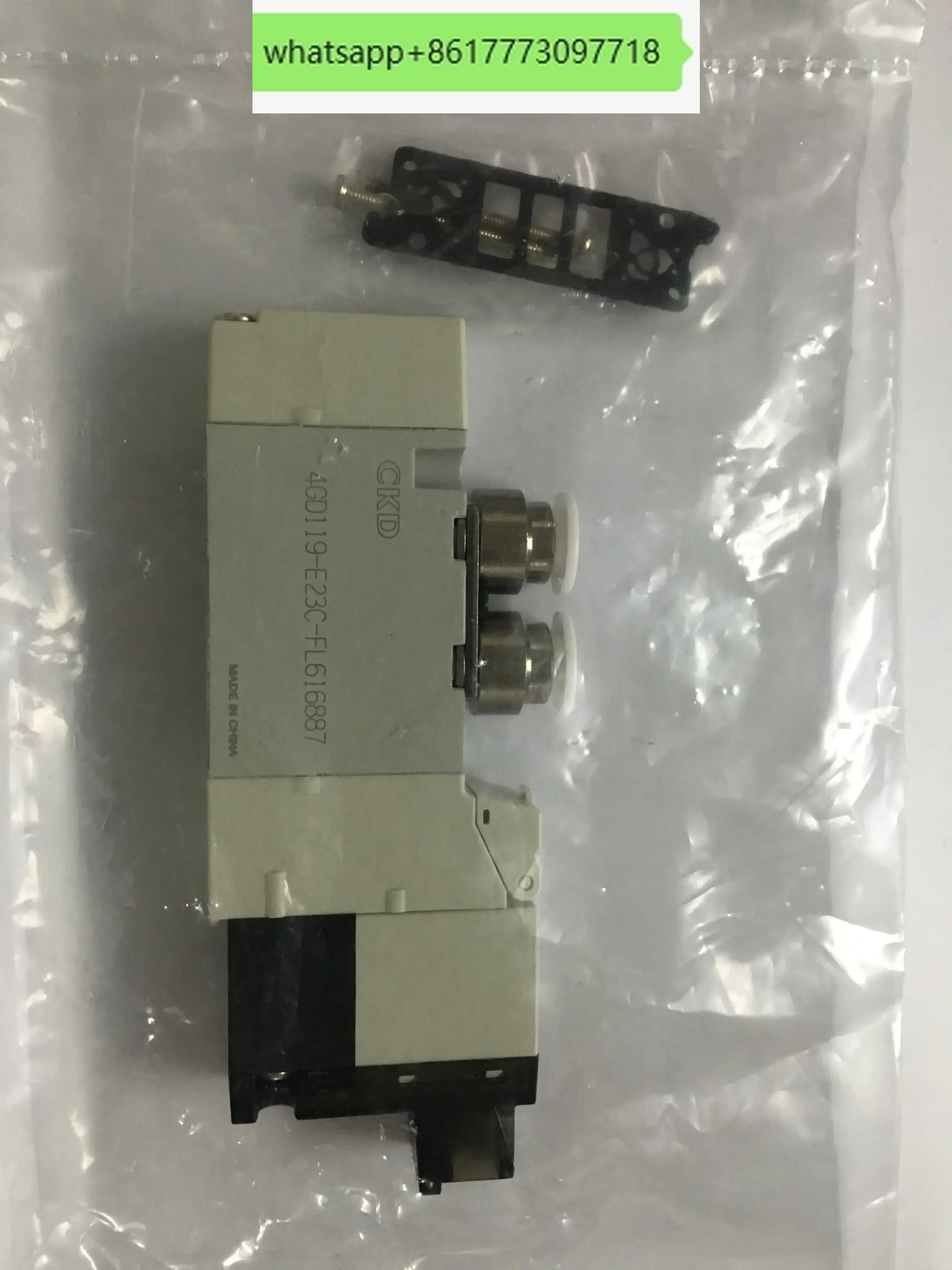 

CKD solenoid valve 4GD119/4GA119/4GD110/4GA110-C4/C6/M5-E2C-3/24V spot