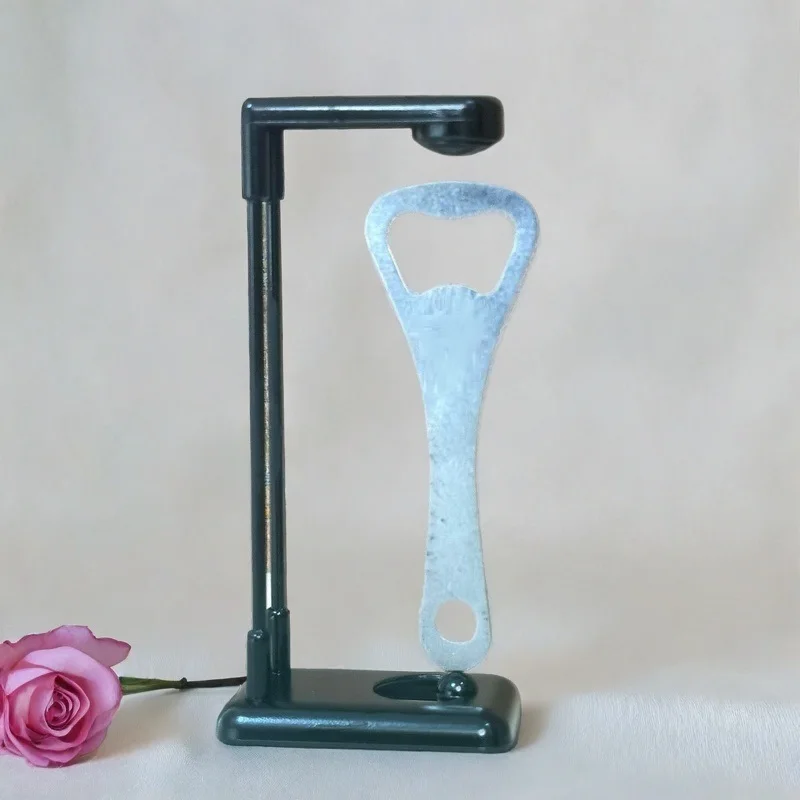 Abridor de botellas de levitación magnética, artículo de decoración creativo, utilizado para cerveza, perfecto para bares, tabernas, clubes, restaurantes y uso doméstico, accesorios para bebidas de verano y artículos de cocina, artículo de decoración crea