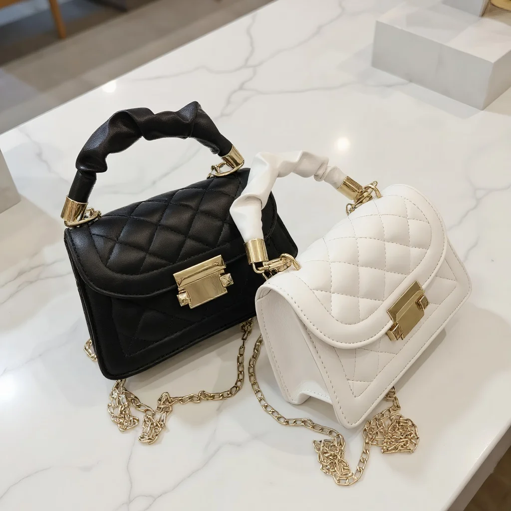

Women's PU Leather Shoulder Bag - 2024 Fashion Rhomboid Crossbody Messenger with Chain Strap