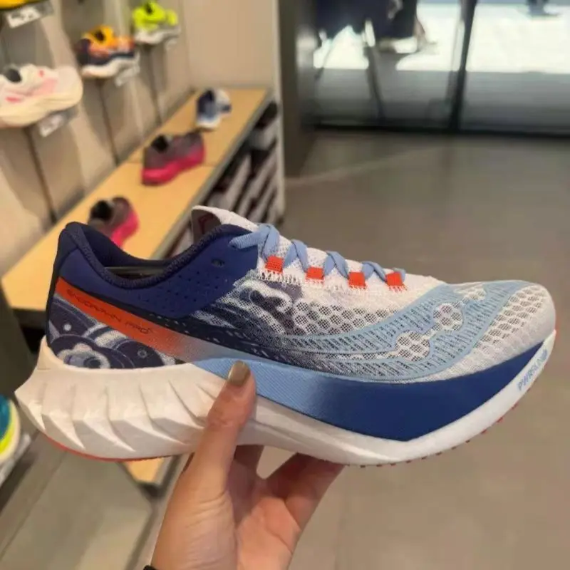 Summer Running Shoes Lightweight Mens Womens Fashion Sneakers Original Trainers Breathable Lightweight Comfortable Sneakers