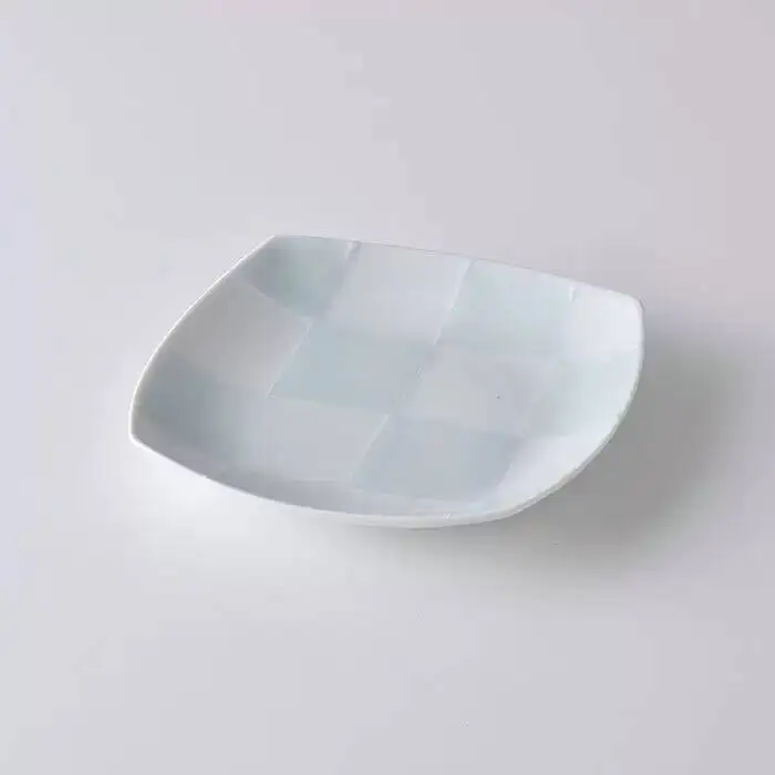 

In Stock: Japanese Imported Arita-Yaki Square Grid Plate, Ceramic Flat Plate For Fruit, Desserts, And Side Dishes