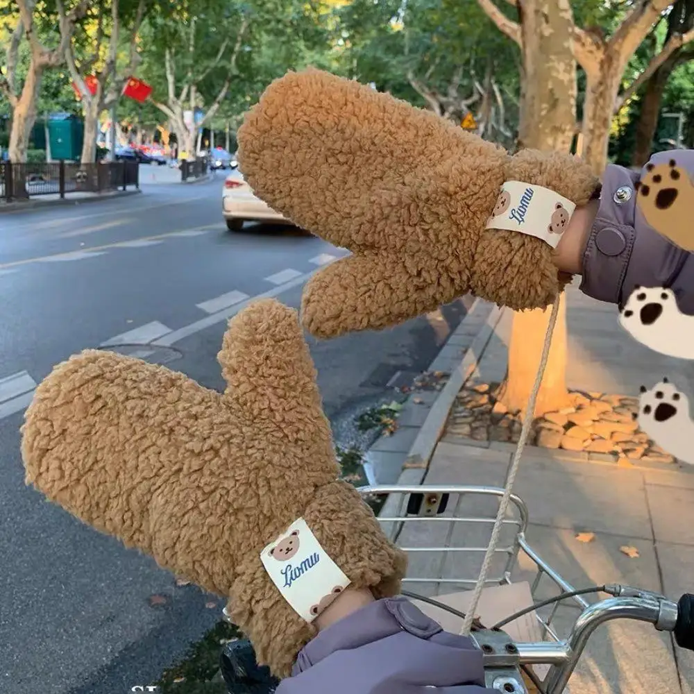 1 쌍 여성 귀여운 따뜻한 겨울 장갑 겨울 두꺼운 솜털 흰색 플러시 장갑 캐주얼 야외 승마 감기 보호 장갑