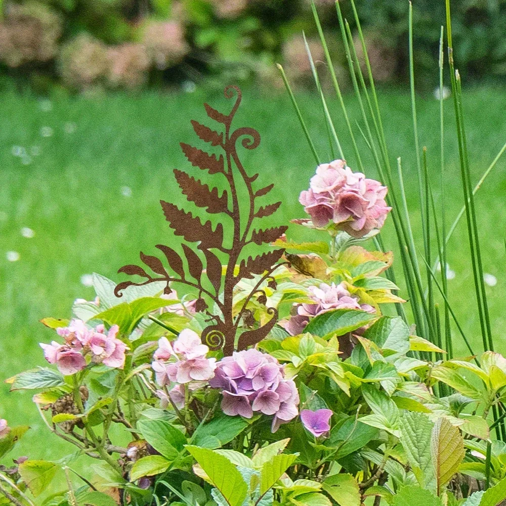 1 Piece of Classic Metal Fern Garden Stake, Romantic Snail Pattern Design, Floor-Mounted, No Electricity Required, Floral Theme, Outdoor Decoration