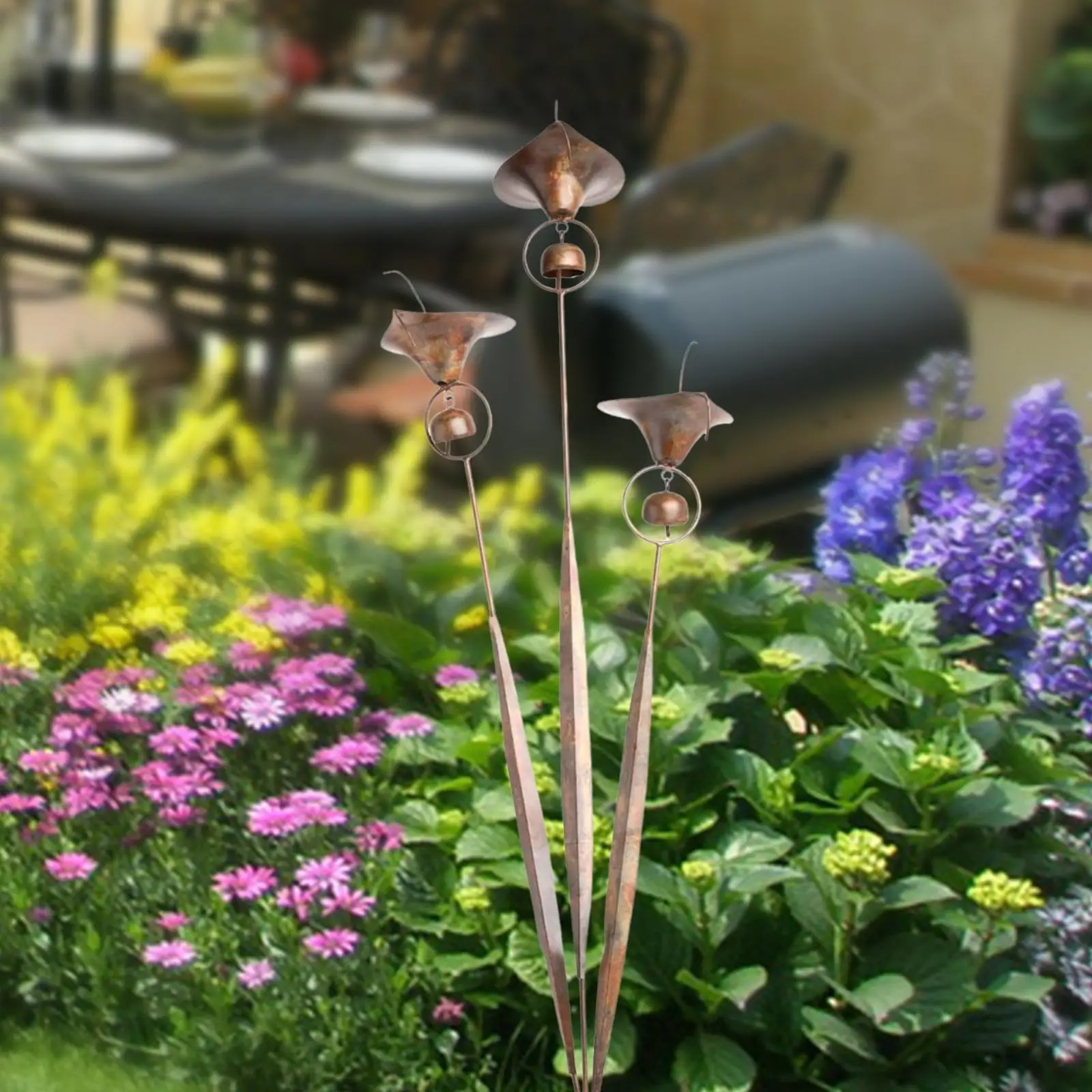 Garden Stake with Bells Lawn Ornament Artificial Outdoor Lilies Flower Statue Ground Decoration for Patio Courtyard Party Favor