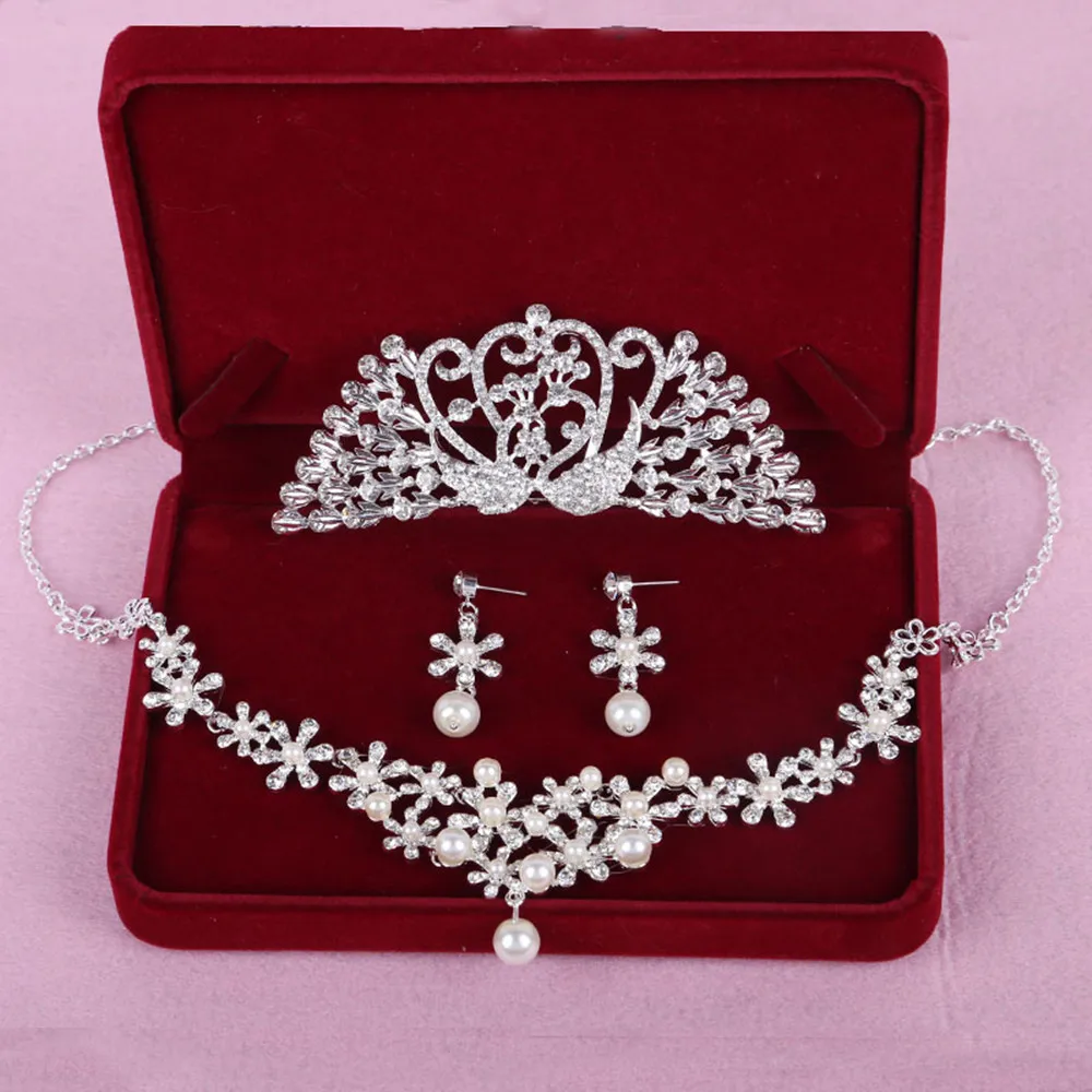 Bridal Headwear Crown Necklace Earrings Three Piece Set New Wedding Dress Accessories Pearl Rhinestone Fashion Customizable