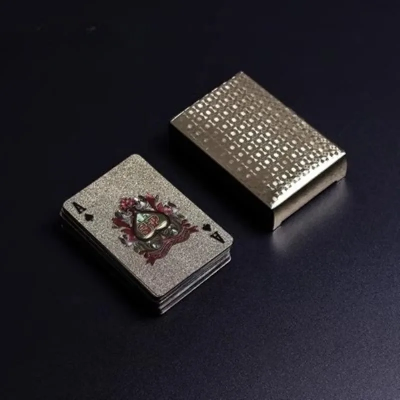 

1 комплект, пластиковый золотой, серебряный покер, новая настольная игра, покер, развлекательные игрушки на открытом воздухе для дома, игральные карты с временем убийства