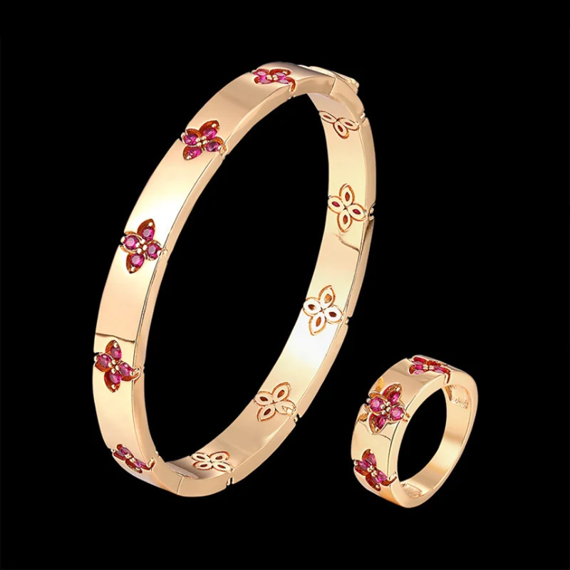 

Bobokiki Jewelry Fashion Smooth Four-Leaf Flower Titanium Micro-Inlaid AAA Zircon Creative Bracelet Ring Set