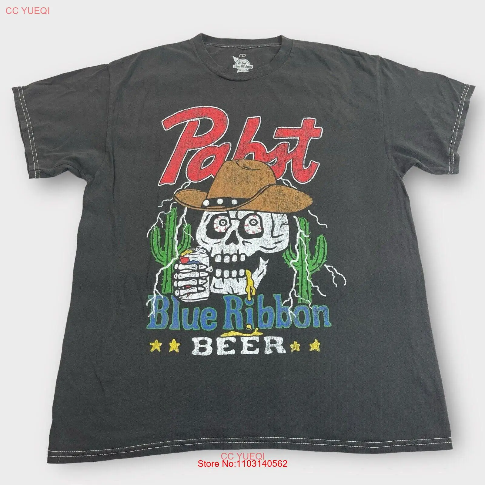 Camiseta estampada de cerveza con cinta azul de Pabst, talla grande, Color negro lavado