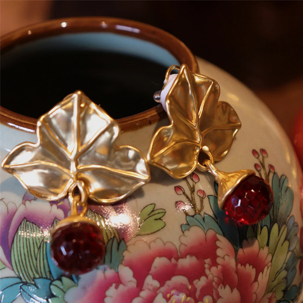 Vintage fashion Classic luxury style glazed pendant leaves copper plated 18K gold with Bohemian women's earrings stud earrings