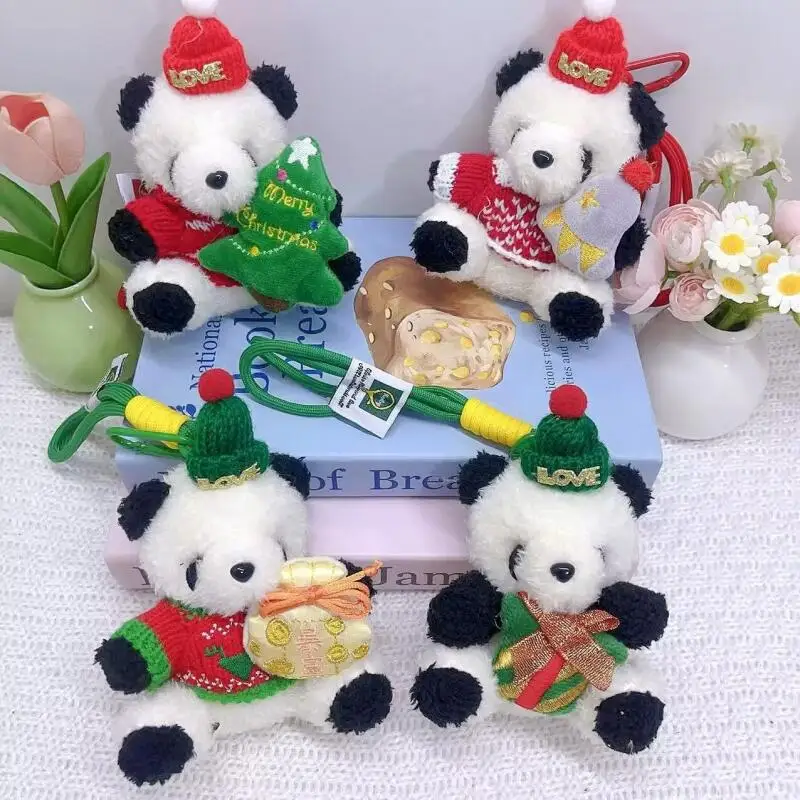 Feliz natal vermelho e verde chapéu de malha camisola trança corda panda abraço sino de natal macio pelúcia boneca chaveiro presente do casal