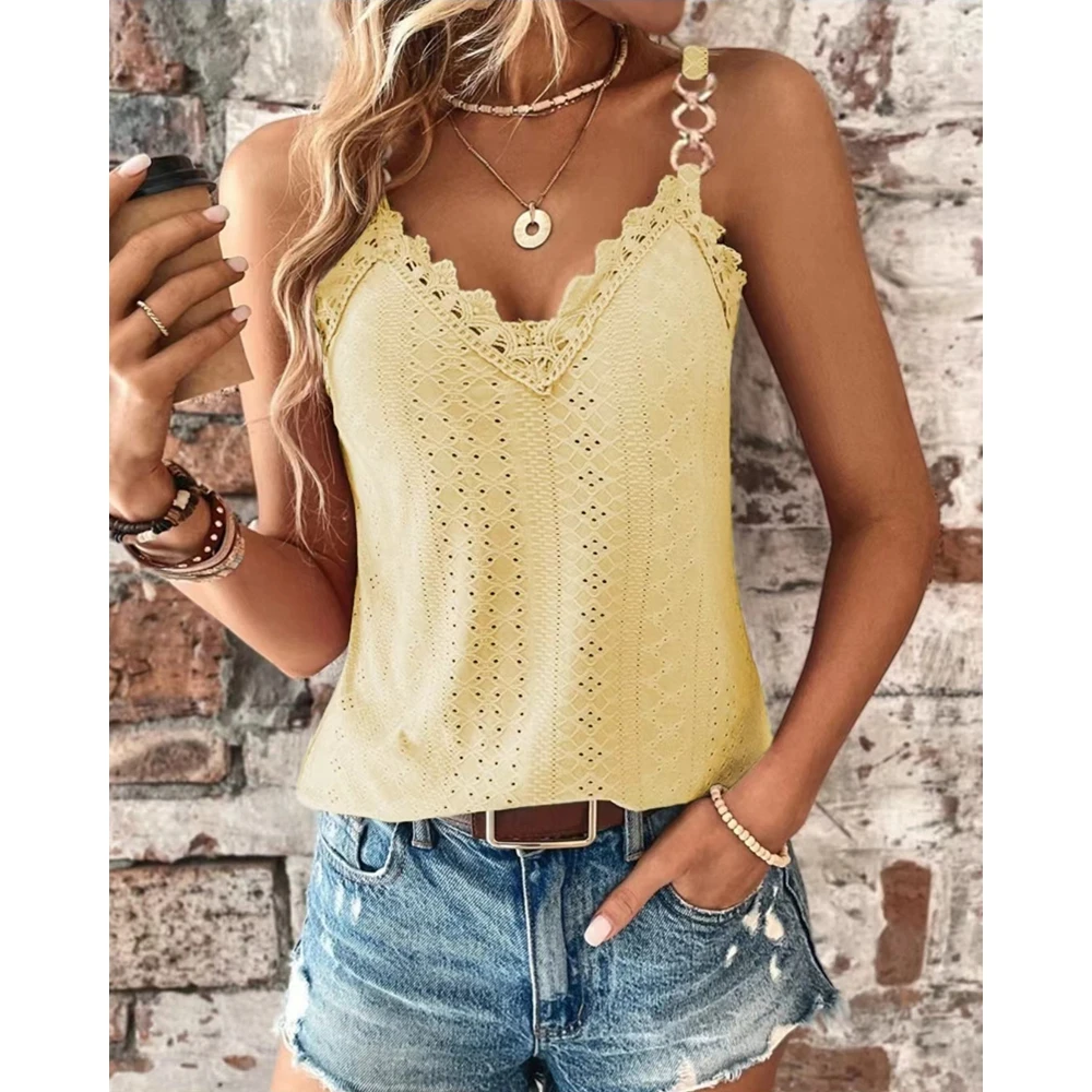 

Summer Femme Chain Decor Eyelet Embroidery Lace Patch Tank Top Casual Basic T-shirts Sleeveless Fashion Tank Top Free Shipping