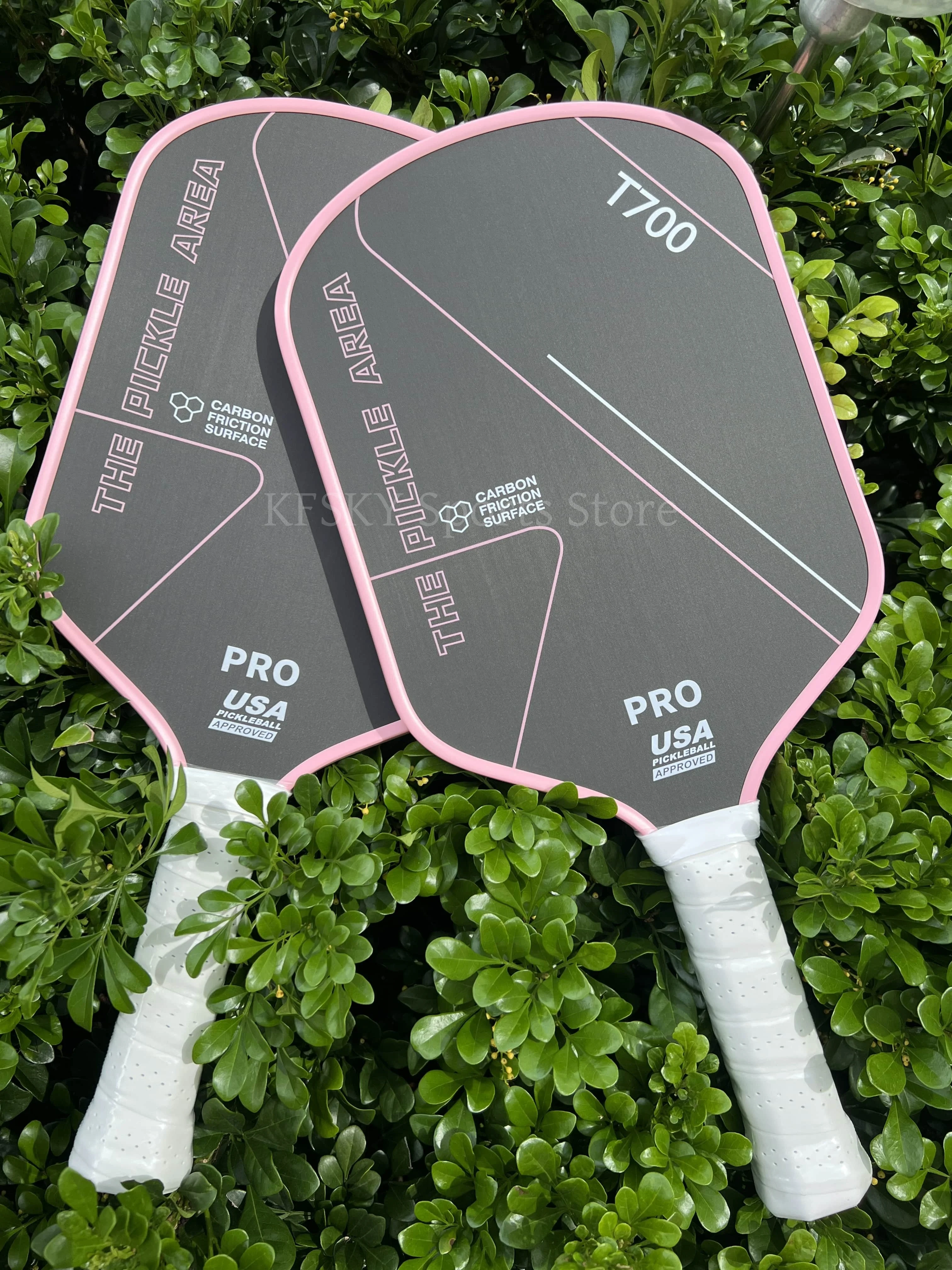 

Одобрено USAPA Pickleball Paddle: холодный вырез, изготовленный на заказ сотовый сердечник 16 мм, лицевая сторона из углеродного волокна T700 — точное управление и мощность