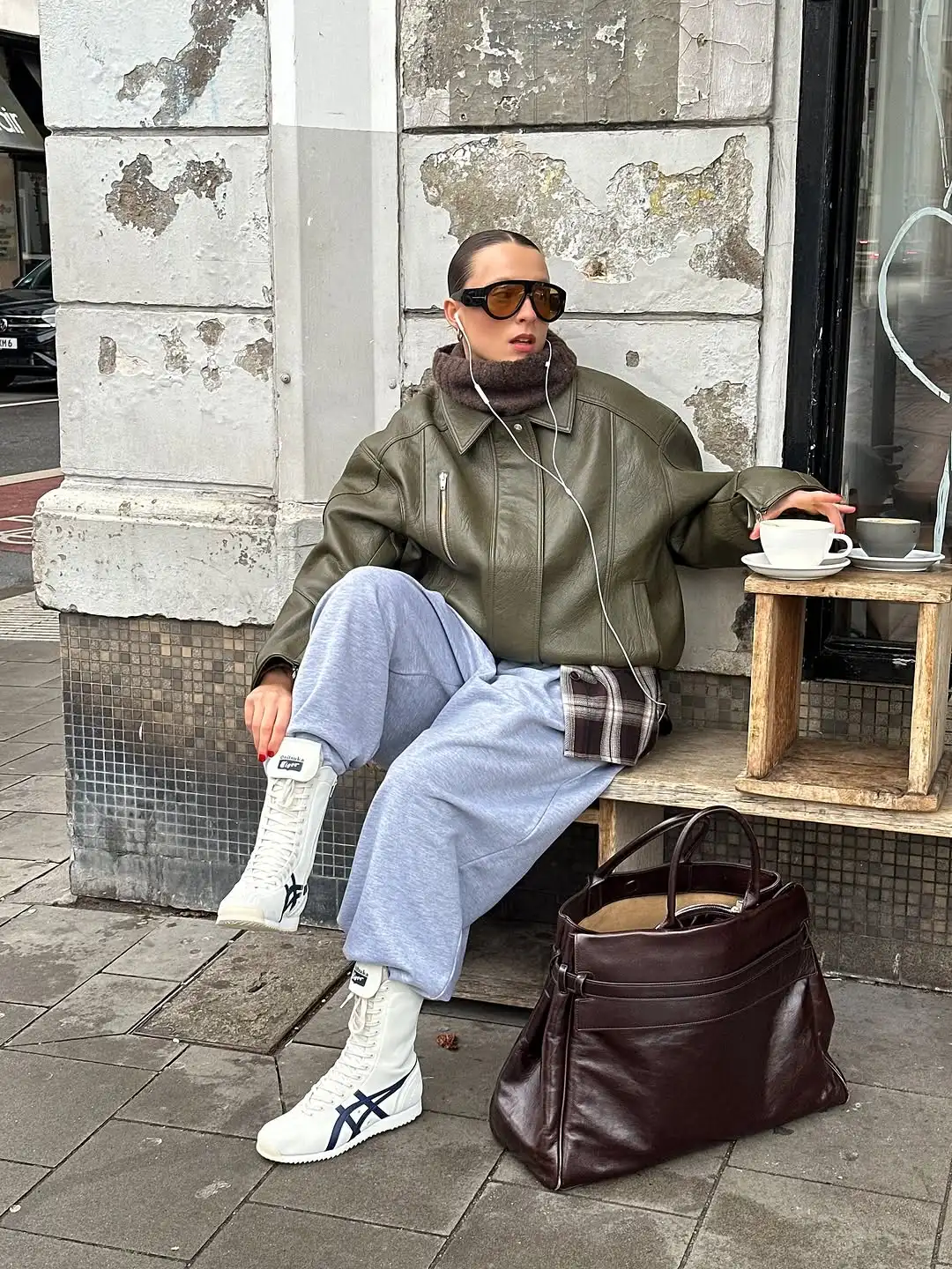 Fashion Solid Short Leather Jacket Women Vintage Lapel Long-sleeved Zipper Pocket Loose Coats 2026 Lady Daily Highstreet Coat