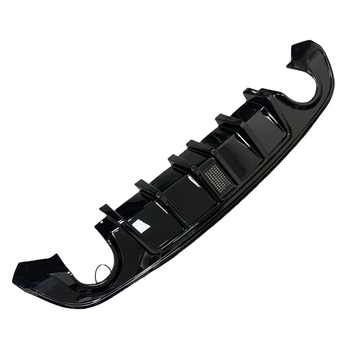 

Suitable for Gloss Black Car Rear Bumper Diffuser Splitter For Dodge Charger SRT Daytona GT R/T 2015-2023 With Brake LED Light