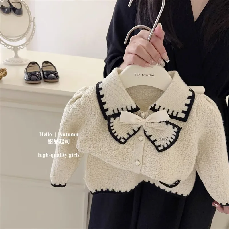 

2024 Spring And Autumn Girls Sweet Bow Coat Half Skirt Children's Fragrant Knitted Set