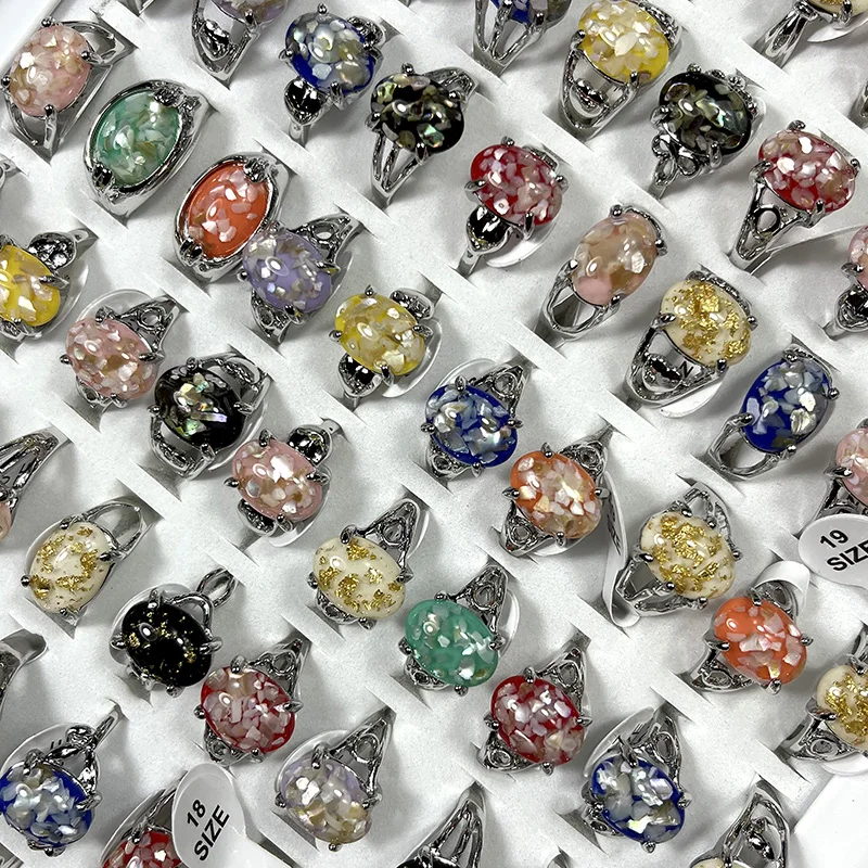 50Pcs /Lots Factory Wholesale Mix Style Vintage Silver Gold Plated Jewelry Rings Woman Size Female Jewelry Multiple Styles