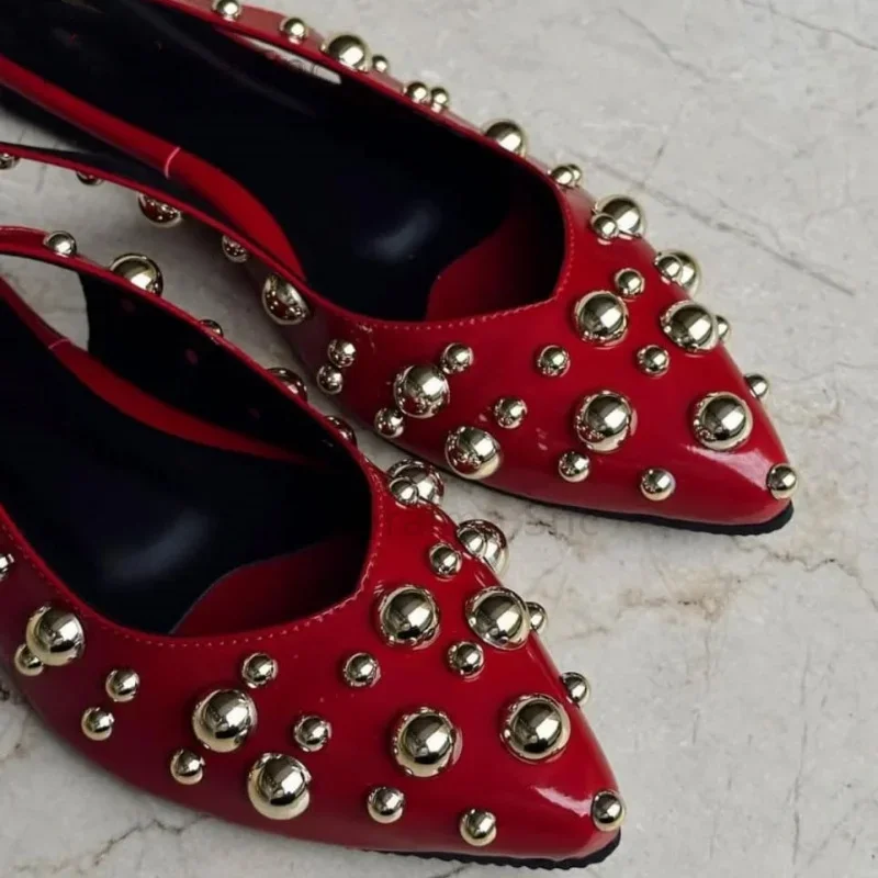 

Женские балетки на плоской подошве с металлическими бусинами и заостренной пяткой, цвета: золотистый, серебристый, с металлическим декором, удобная повседневная обувь без шнуровки на резинке