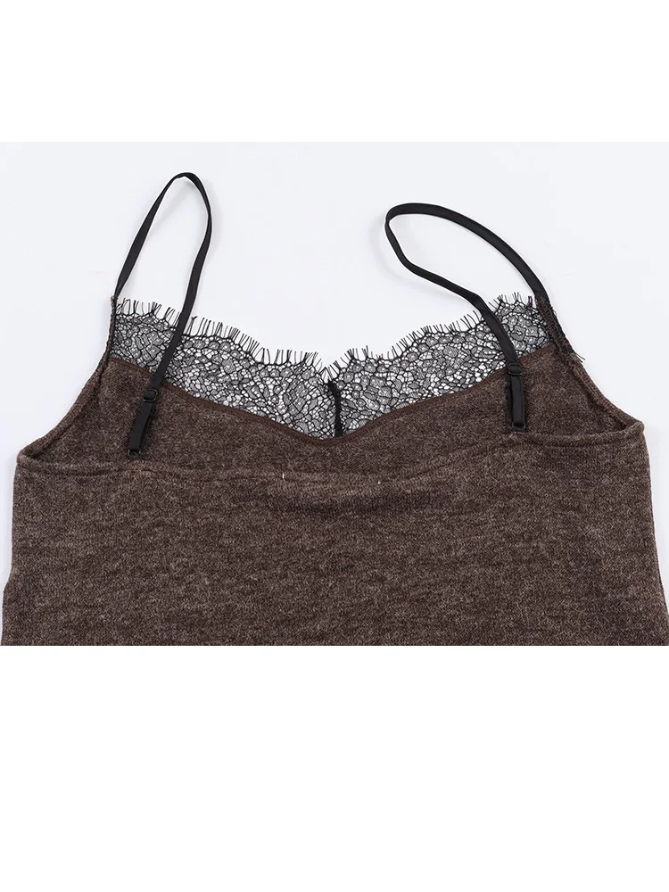 Damska bluzka na ramiączkach z dekoltem w serek, koronkowymi zdobieniami, gładka, krótka, seksowna, bez rękawów, z odkrytymi plecami, idealna na lato, w 2 kolorach.