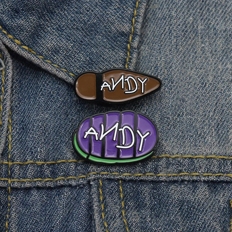 Broches en métal émaillées à l'effigie de personnages de dessins animés classiques, avec semelle en caoutchouc, badges de revers, bijoux fantaisie, cadeau pour enfants et amis