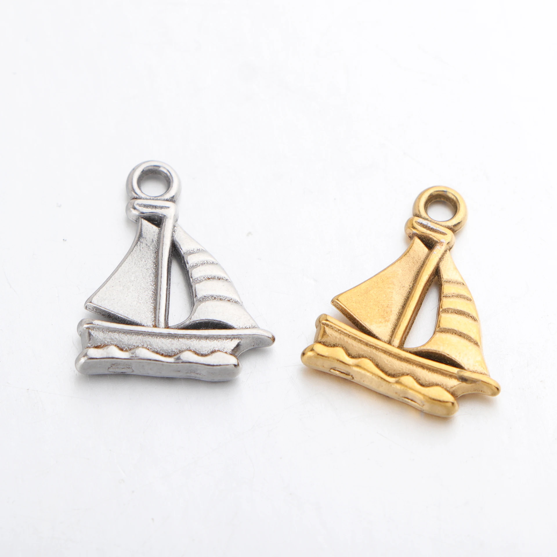 

20pcs/lot Stainless Steel Sailboat Charm Boat Pendant for DIY Necklace Earring Bracelet Jewelry Findings Accessories Wholesale