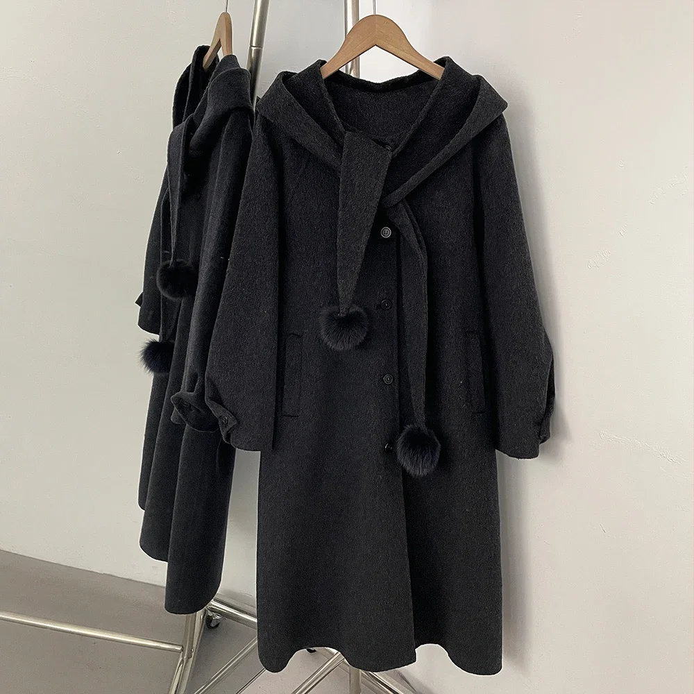 OFTBUY Langer, einreihiger, warmer, eleganter Wollmantel für Damen, Winter 2025, neuer Damen-Wollmantel mit Kapuze und Pelzbommel-Details. – Detail 7