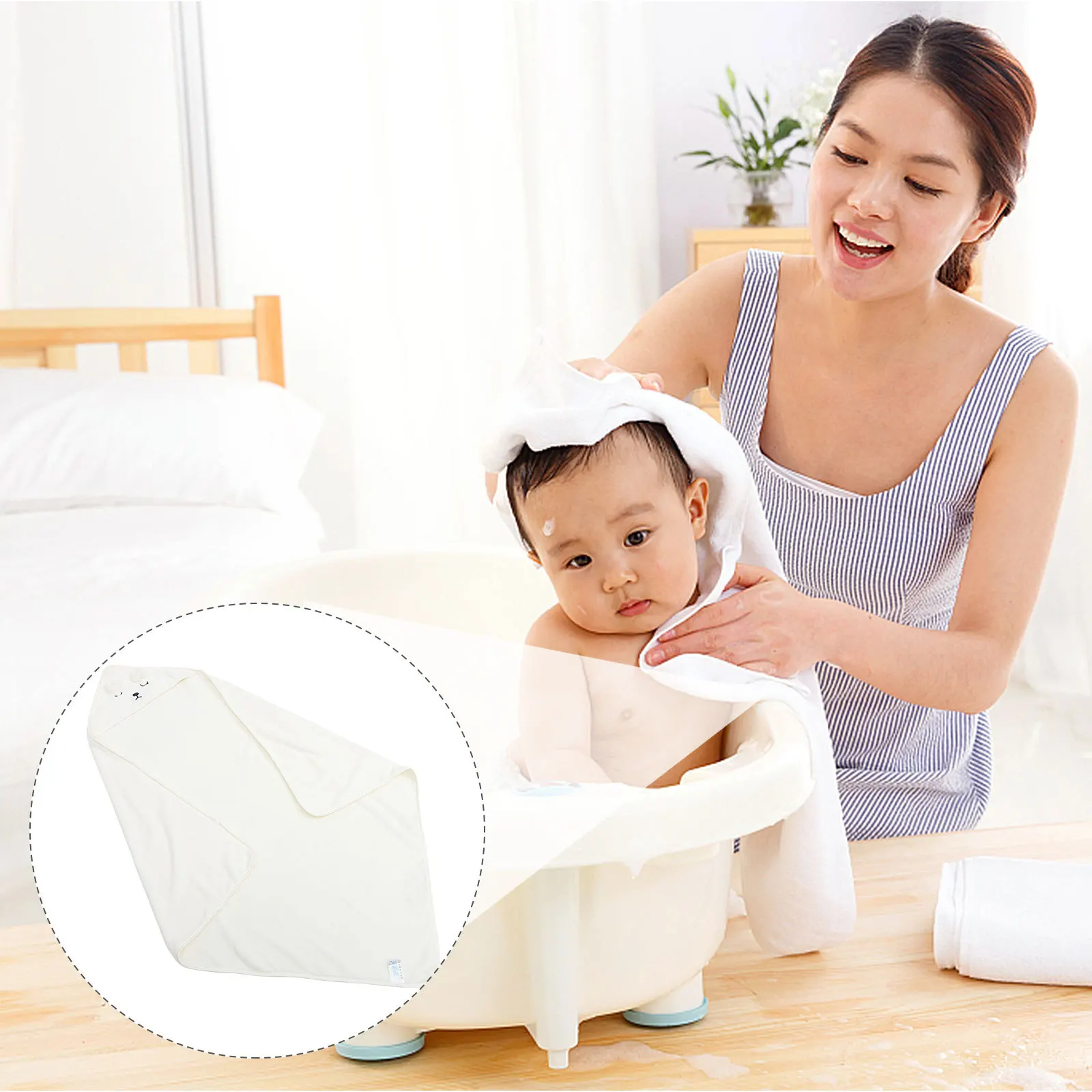 

1Pcs Coral Fleece Hooded Bath Towel for Kids Soft Skin Friendly Blanket Robe Quick Dry Lightweight Ideal Birthday Holiday Gift