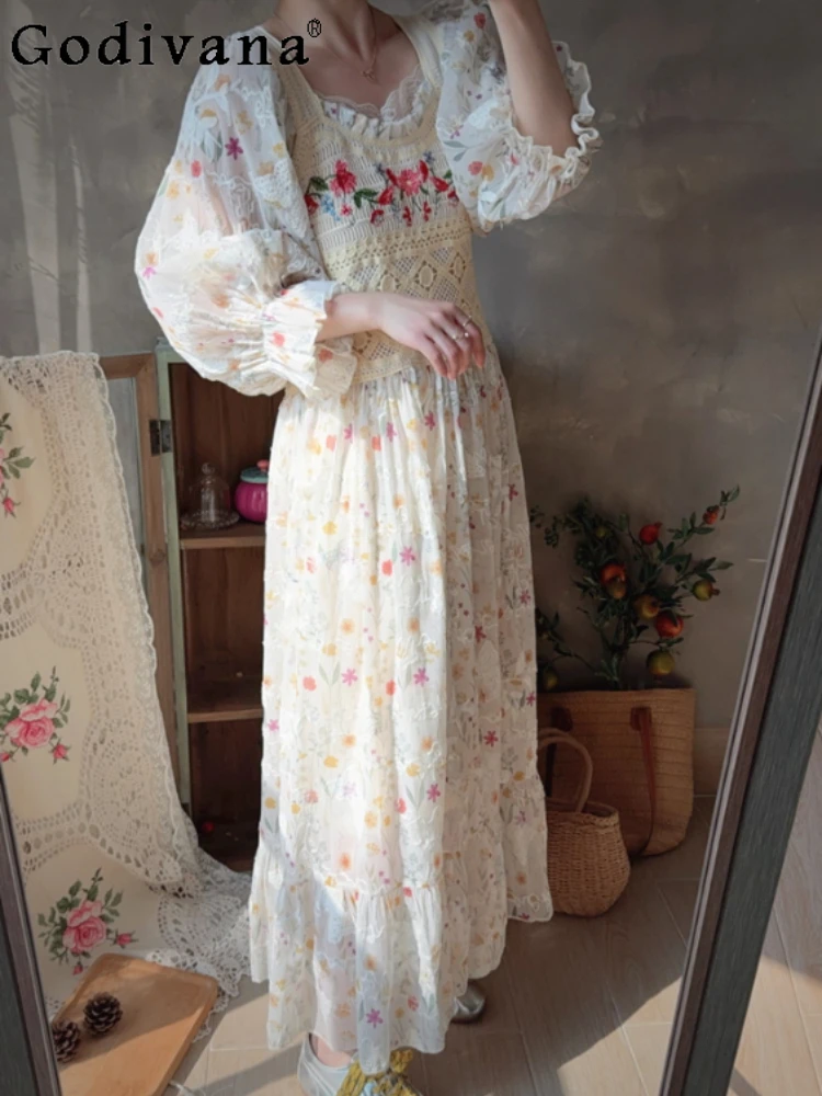 

Elegant Sweet Retro Embroidered Splicing Lace Floral Dress Fashion Girl Lantern Sleeves Court Loose Age-reducing Holiday Dresses