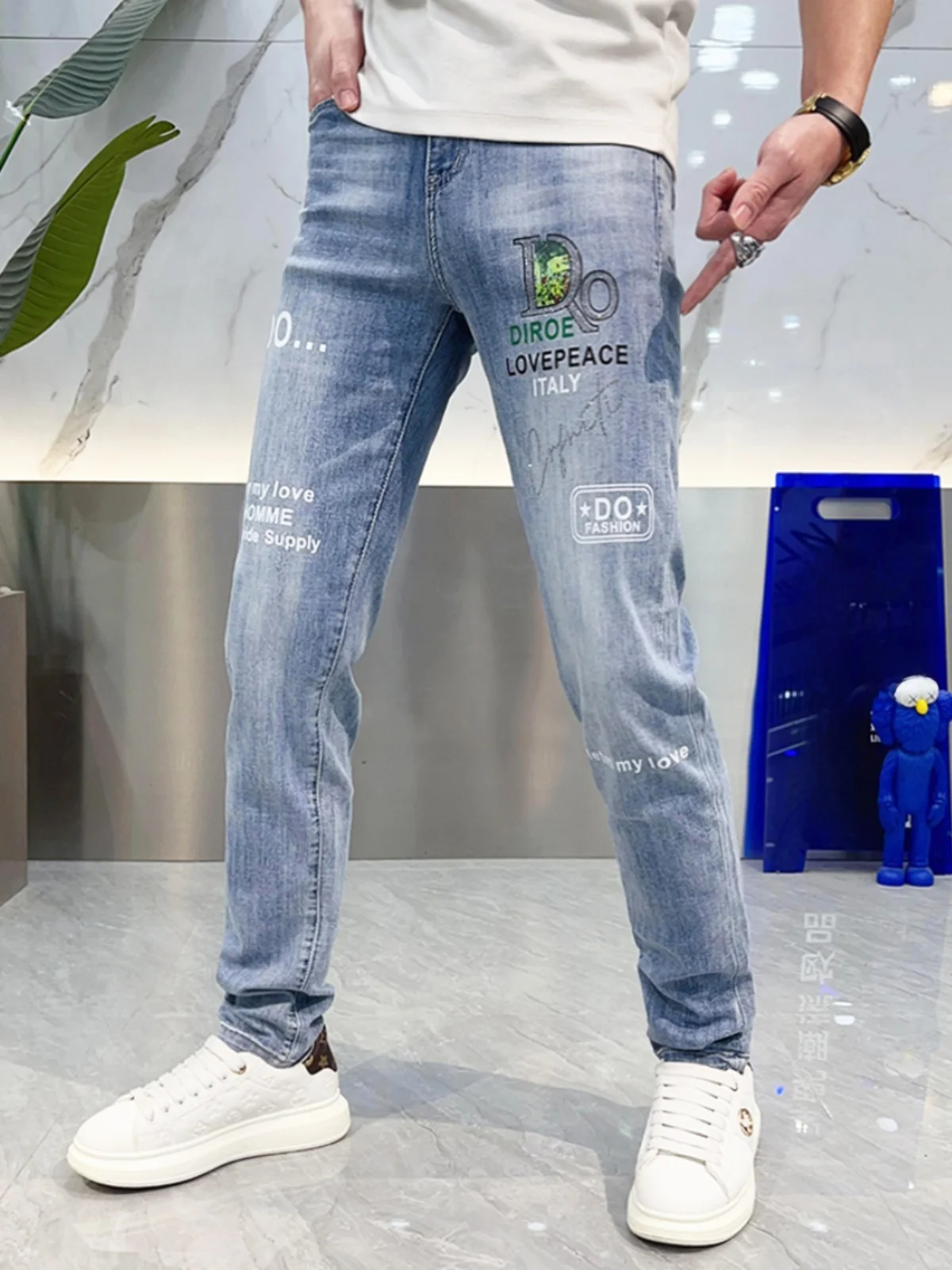 

Spring Summer Trendy Men's Jeans Slim Fit Printed Elastic Rhinestone Korean Sle Long Pants Breathable Casual Straight Leg J...