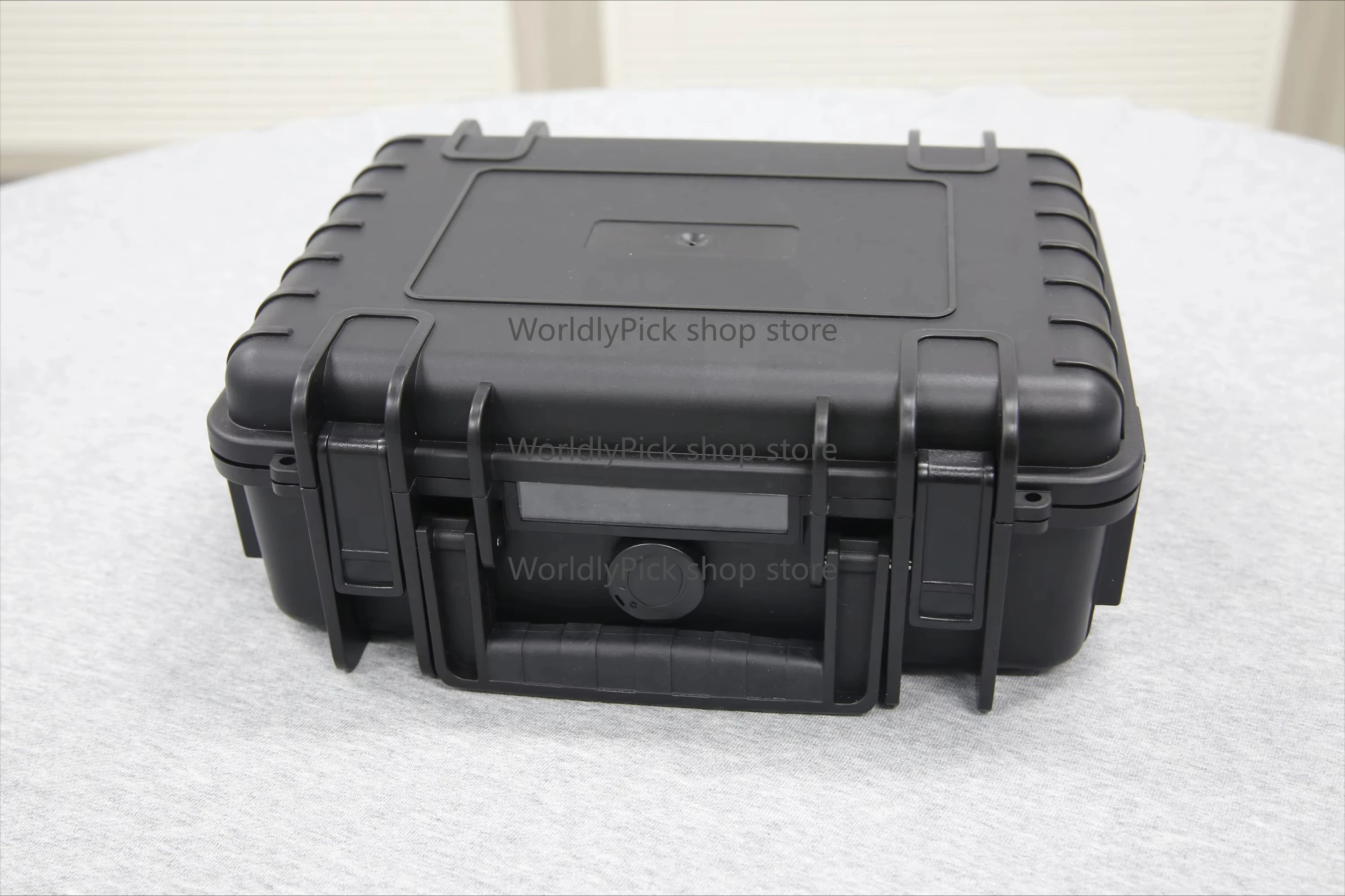 Portable Counter with 0.8μm Sensitivity ±10% Count Accuracy for Reliable Measurement on the Go
