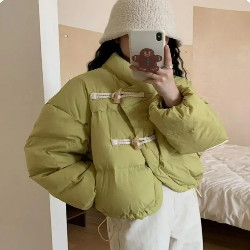 

Fashion Thickened Lightweight White Duck Down Jacket Bread Clothing New Winter Girl Sweet Corner Buckle Short Down Jacket 2026