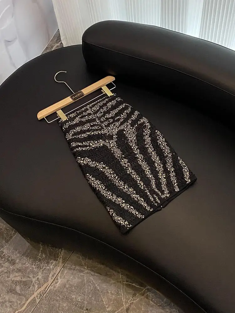 Jesień Zima Nowa Damska Spódnica z Dzianiny z Cyrkoniami D82 Do Pracy Prosta Elegancka Dopasowana