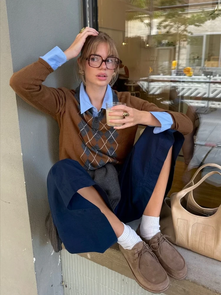 Ladies Vintage Brown Argyle Plaid Loose Knitted Tops Women Causal Polo Collar Button Pullover Sweater Autumn New Women Knitwear
