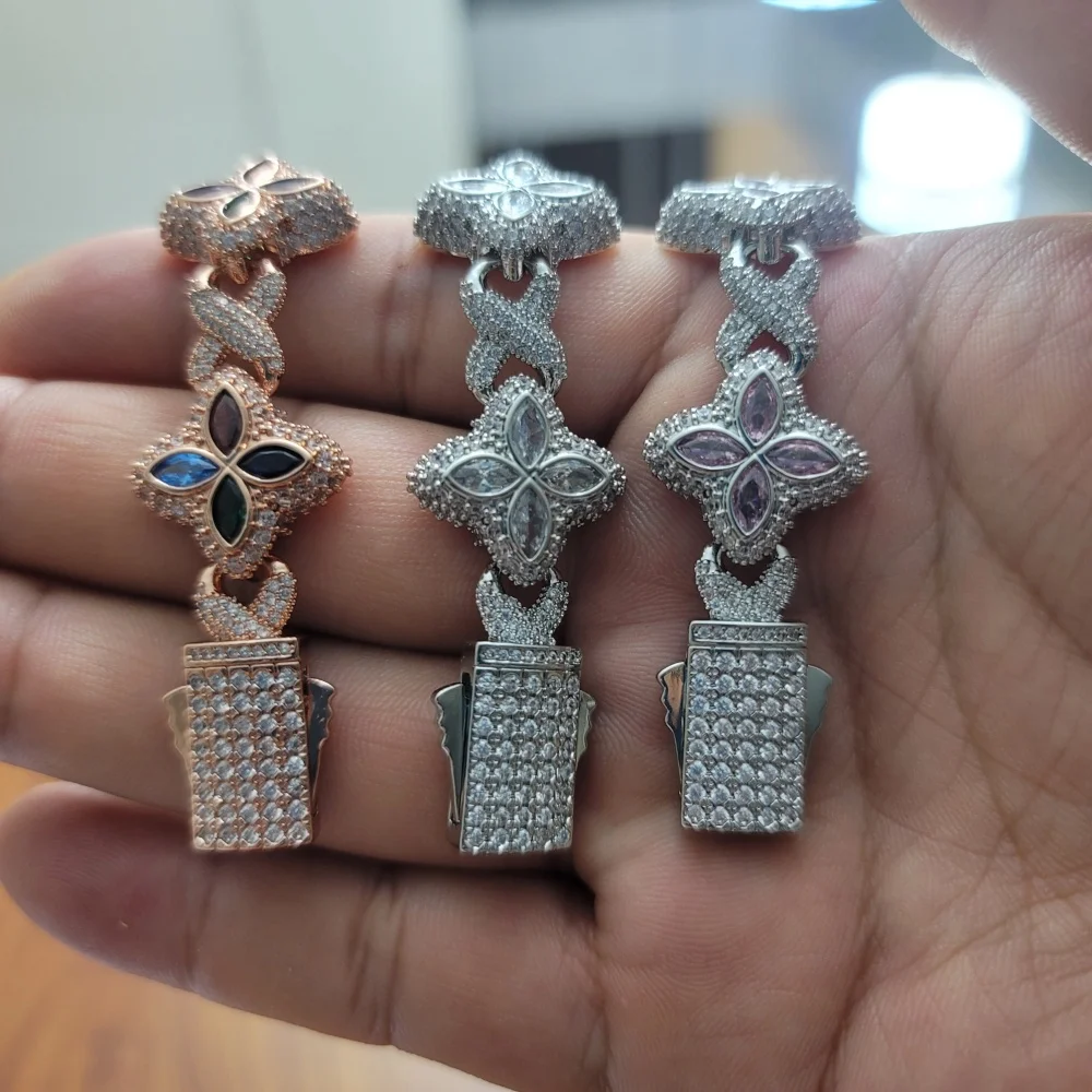 

Personalized Hip Hop 5A+ CZ Stone Paved Iced Out 19mm Crosses Link Chain Necklaces for Women Rapper Jewelry For Her gifts