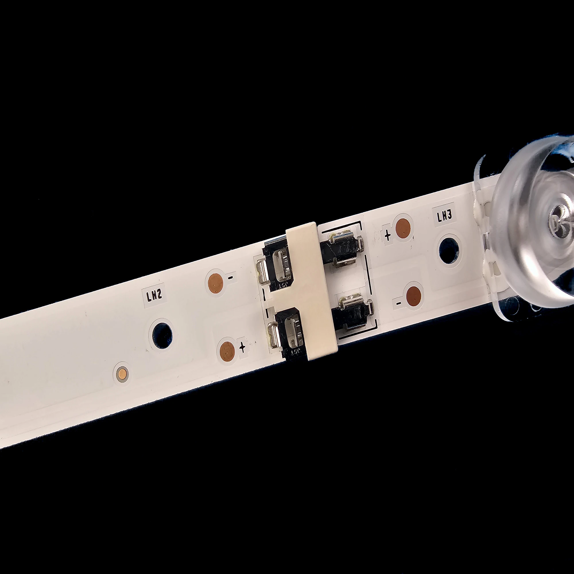 LED-Hintergrundbeleuchtung für 65-Zoll-Fernseher UN65TU8000 UN65TU8200 UN65TU7000 UE65TU7105K UE65TU7020K JL.D650C1330-408AL-M_V01 408AR-M_V0