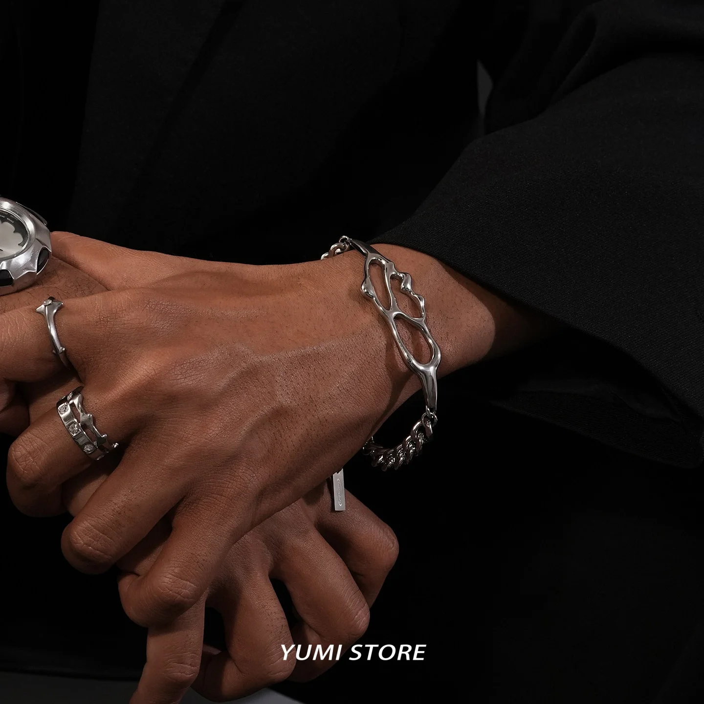 Titanstahl Unregelmäßiges Herz-Armband Hohle Geometrische Kette für Damen und Herren Y2K Punk Streetwear Modeschmuck – Detail 4