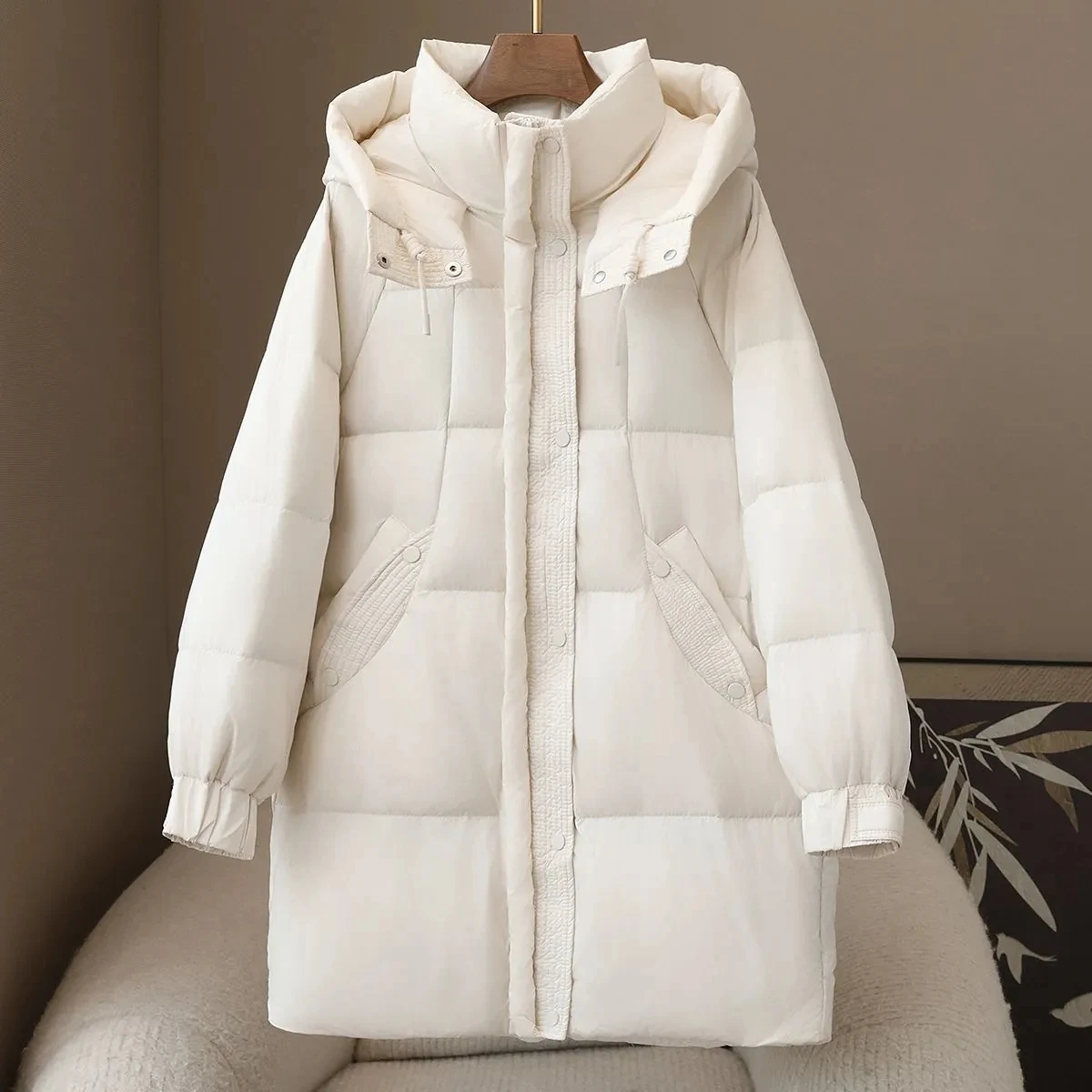 

High end 90% White duck down down Jacket 2025 Winter New Women's Fashion Hooded Cold proof Jackets Female Casual Long Down Coats