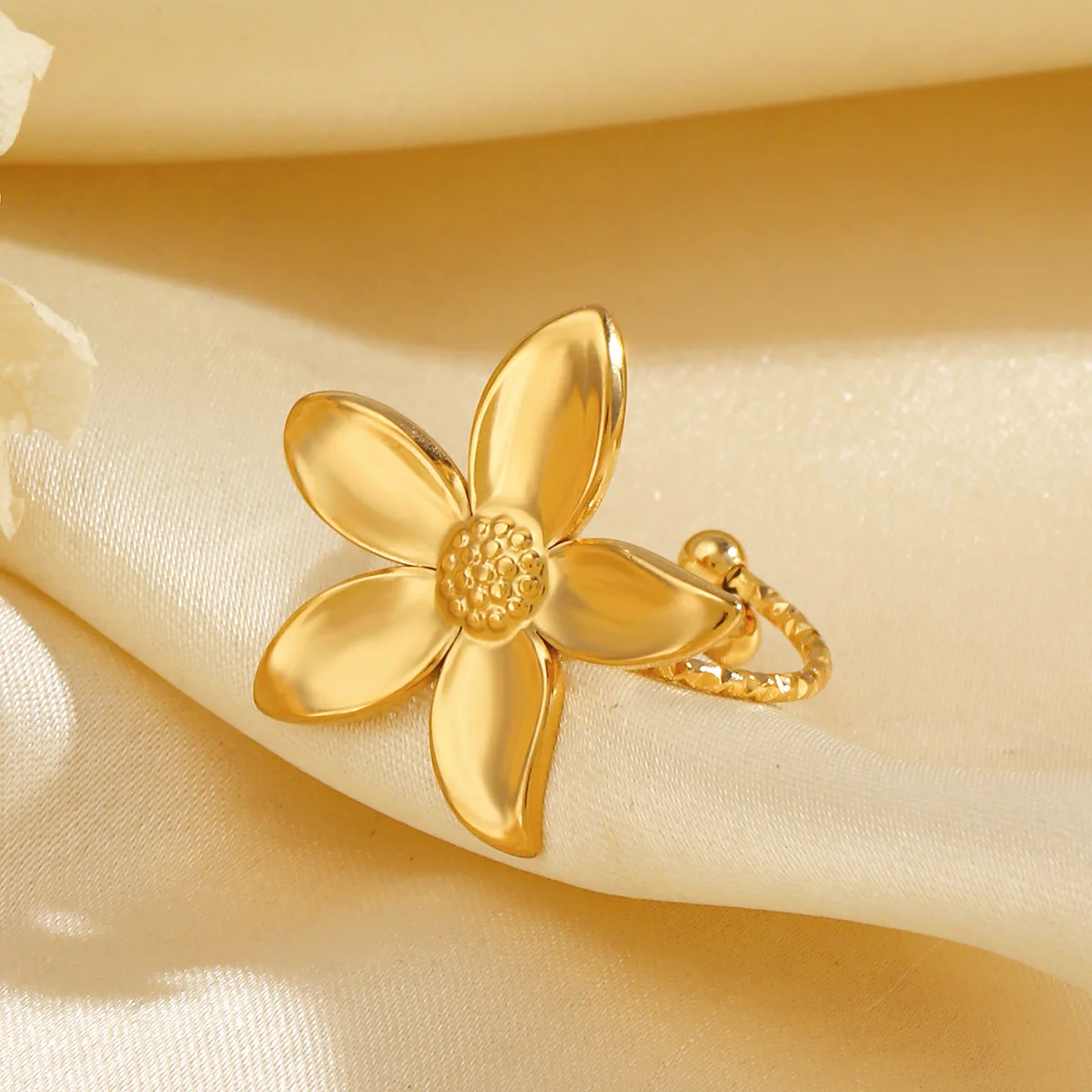 LAMENGLY 316L Stainless Steel High Quality Smooth 5-Leaf Flower Ring For Women Exquisite Elegant Open Rings Party Jewelry Gifts - Image 5