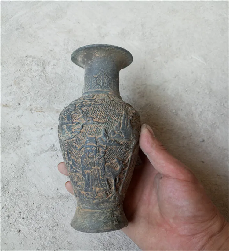 Bronze unearthed from antiques collection of fulushou collection of bronze vase decoration collection of zhenzhai decoration