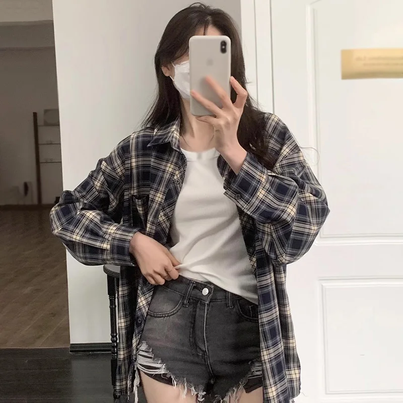 Autumn  Plaid Shirts for Women Korean Fashion Button Up Oversized Shirt Woman Aesthetic Loose Blouse Female All Match