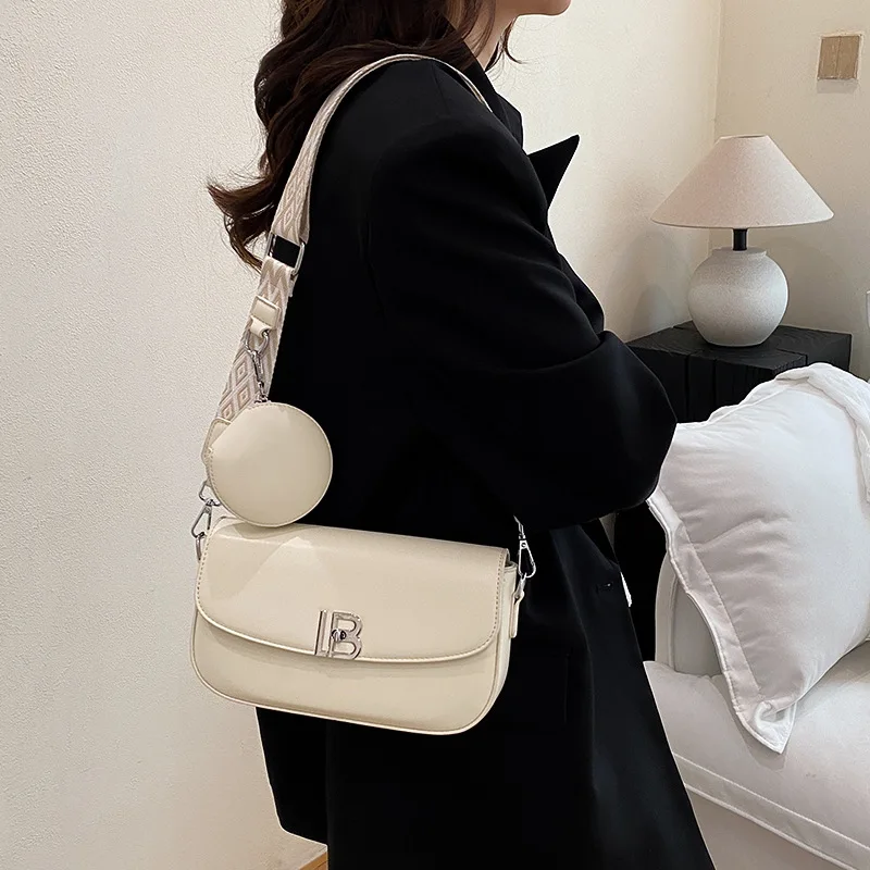 

Шикарный кошелек с широким ремешком 2025 — модная квадратная сумка через плечо, женская стильная сумка через плечо с жирным силуэтом, повседневная роскошь