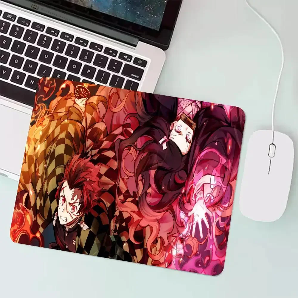 

AnimeDemon Slayer Kimetsu No Yaiba Gaming Small Mouse Pad Gamer Pc Setup Accessories Computer Table Desk Mat Mousepad Anime Mats