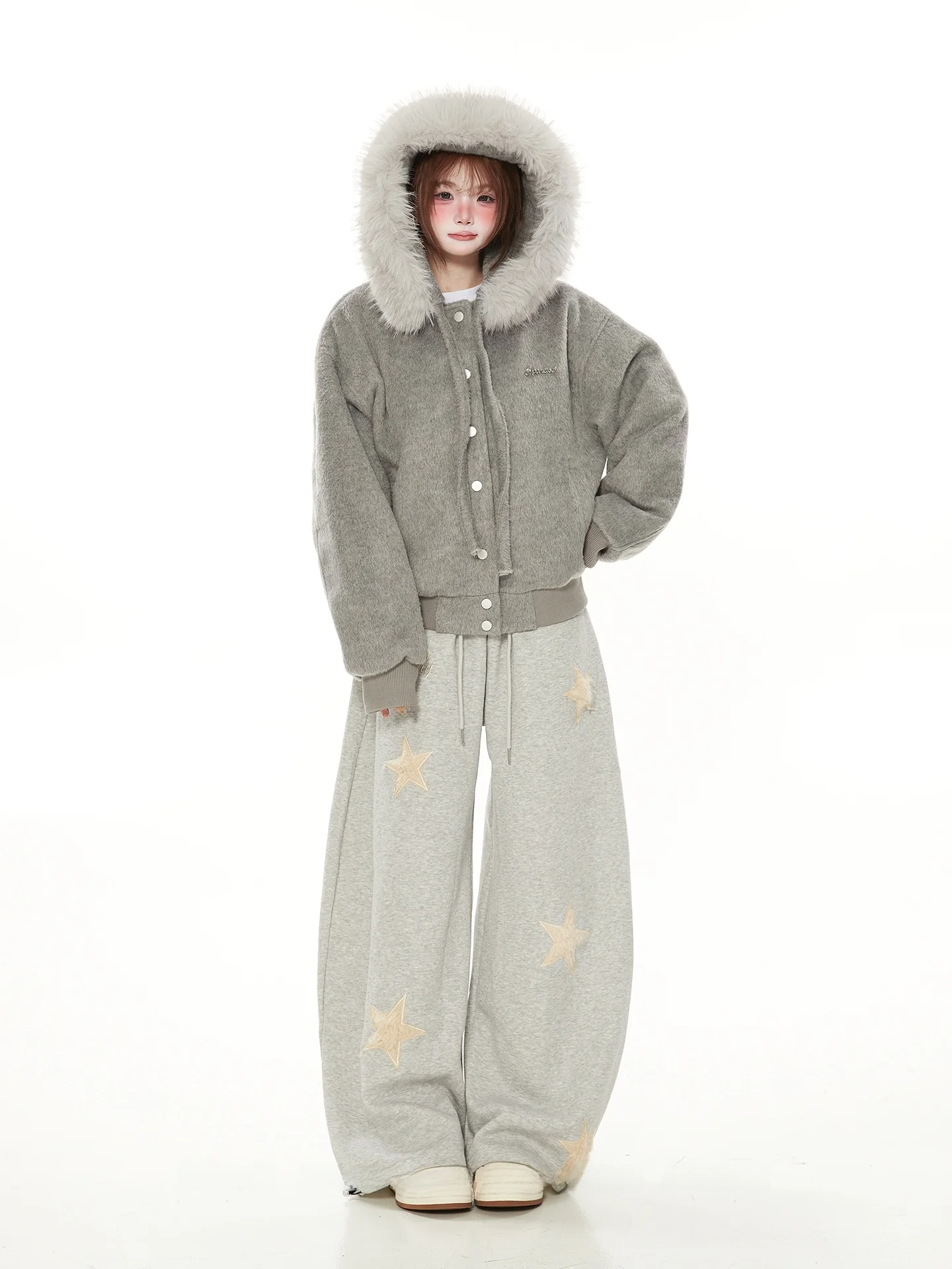 

Корейское шерстяное пальто с поясом и большим меховым воротником с капюшоном, женское теплое красивое зимнее хлопковое пальто маленького размера